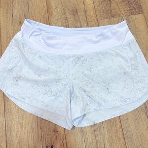 Lululemon Speed Up 4 inch shorts